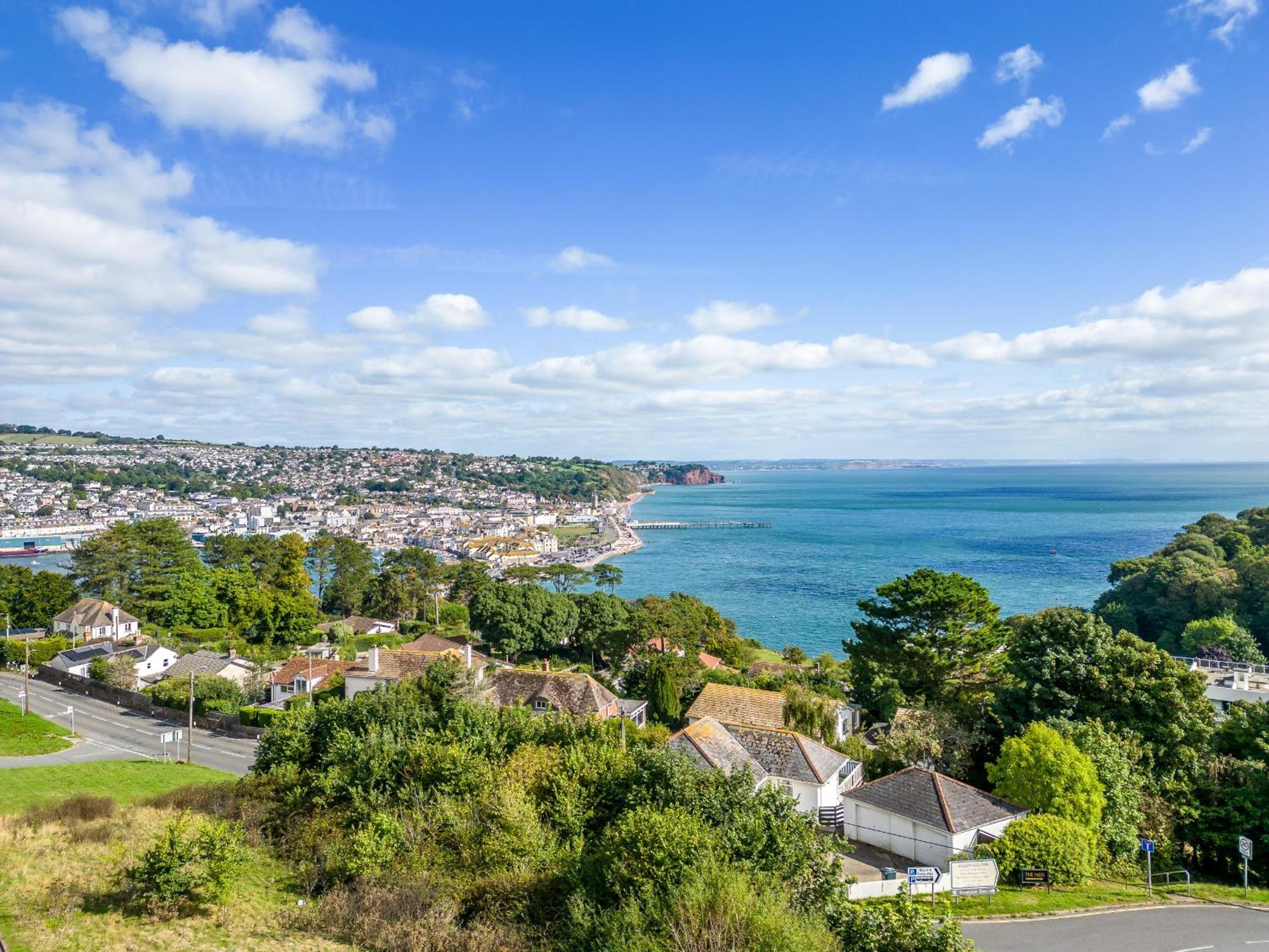 Sunnybrook - A Luxurious Carbon Neutral House Close To Beach, Shaldon Bagian luar foto