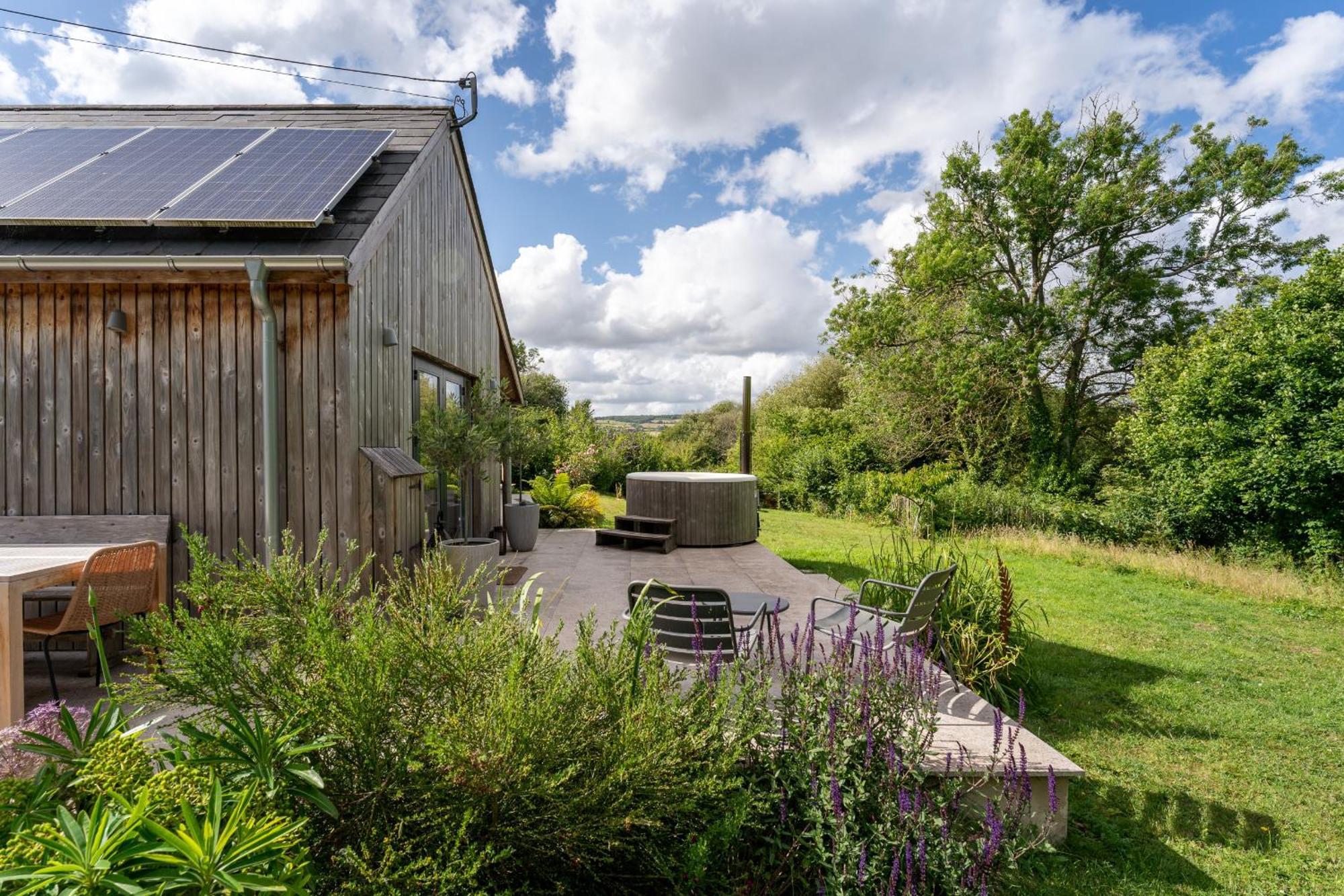 Sunnybrook - A Luxurious Carbon Neutral House Close To Beach, Shaldon Bagian luar foto